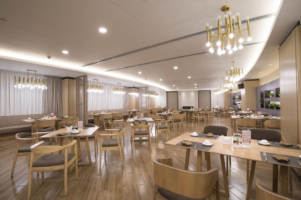 Jin Jiang Pine City Hotel Šanghaj Exteriér fotografie