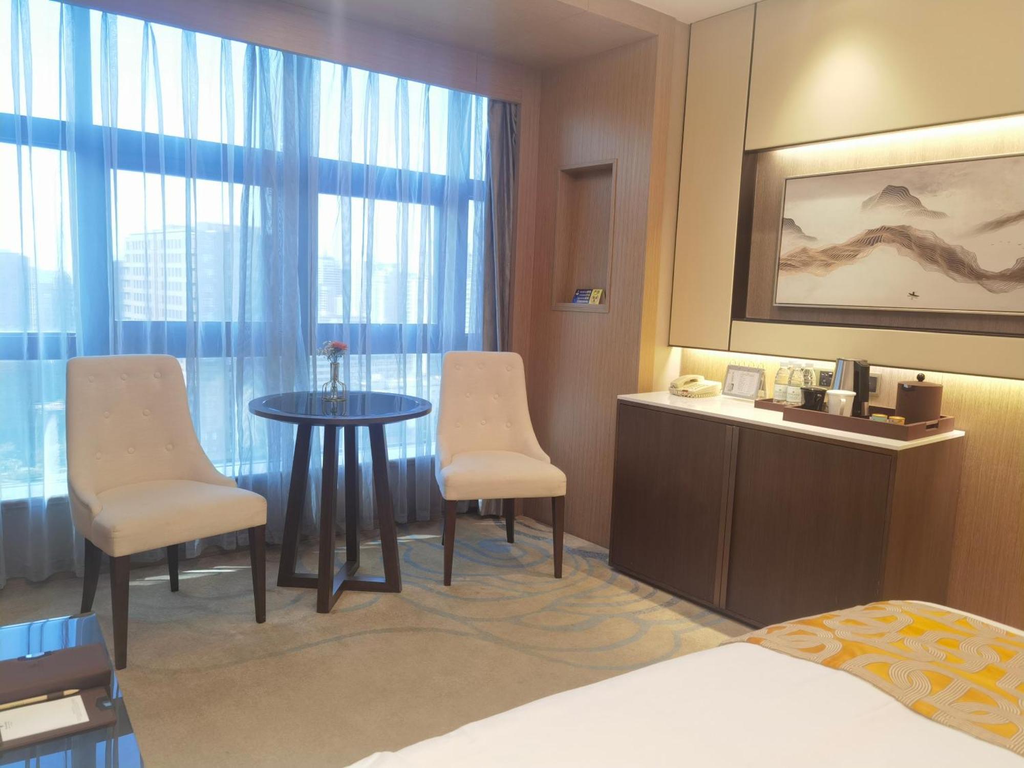 Jin Jiang Pine City Hotel Šanghaj Exteriér fotografie